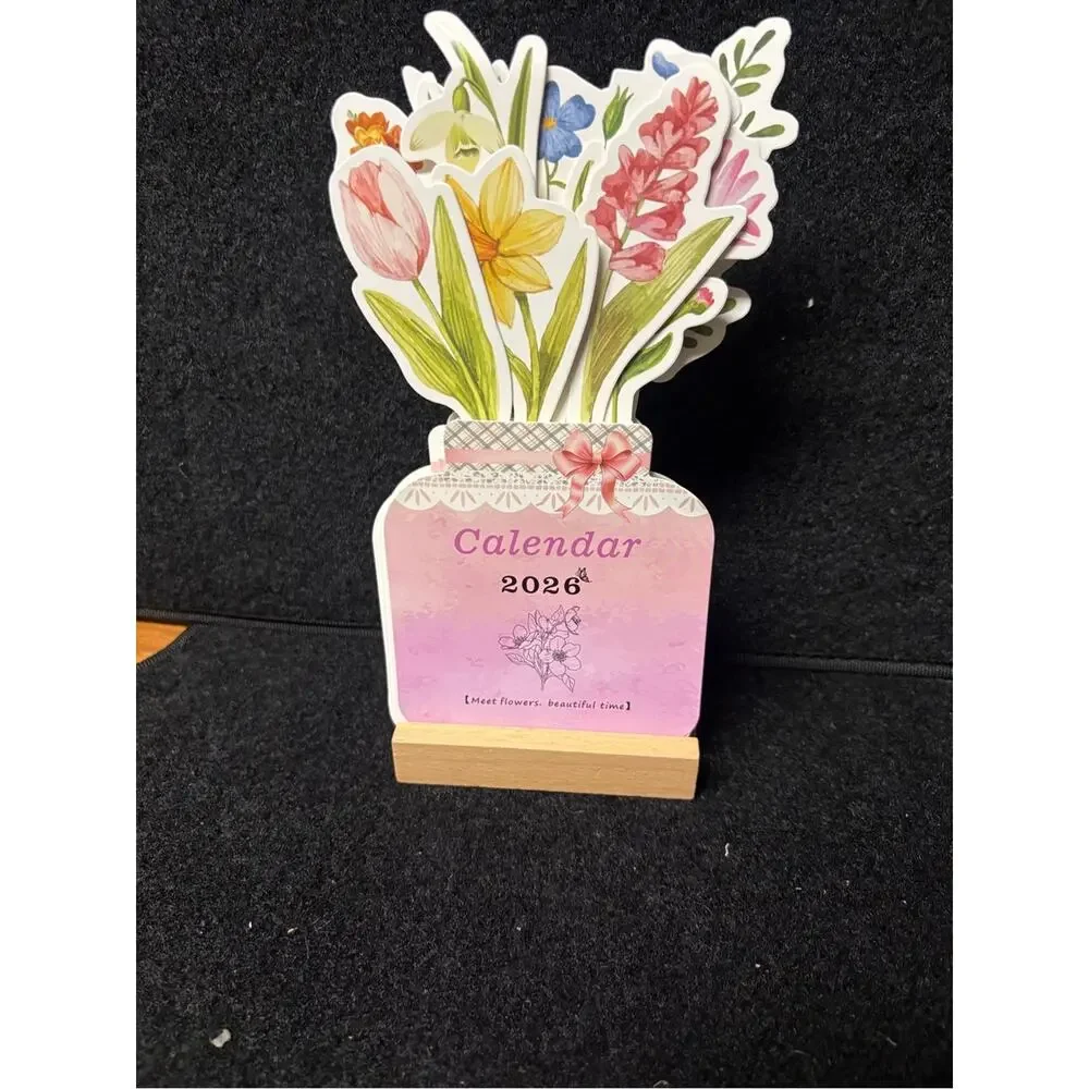 2026 Floral Desk Calendar w/ Wooden Stand – Pop Up Flower Bouquet Design